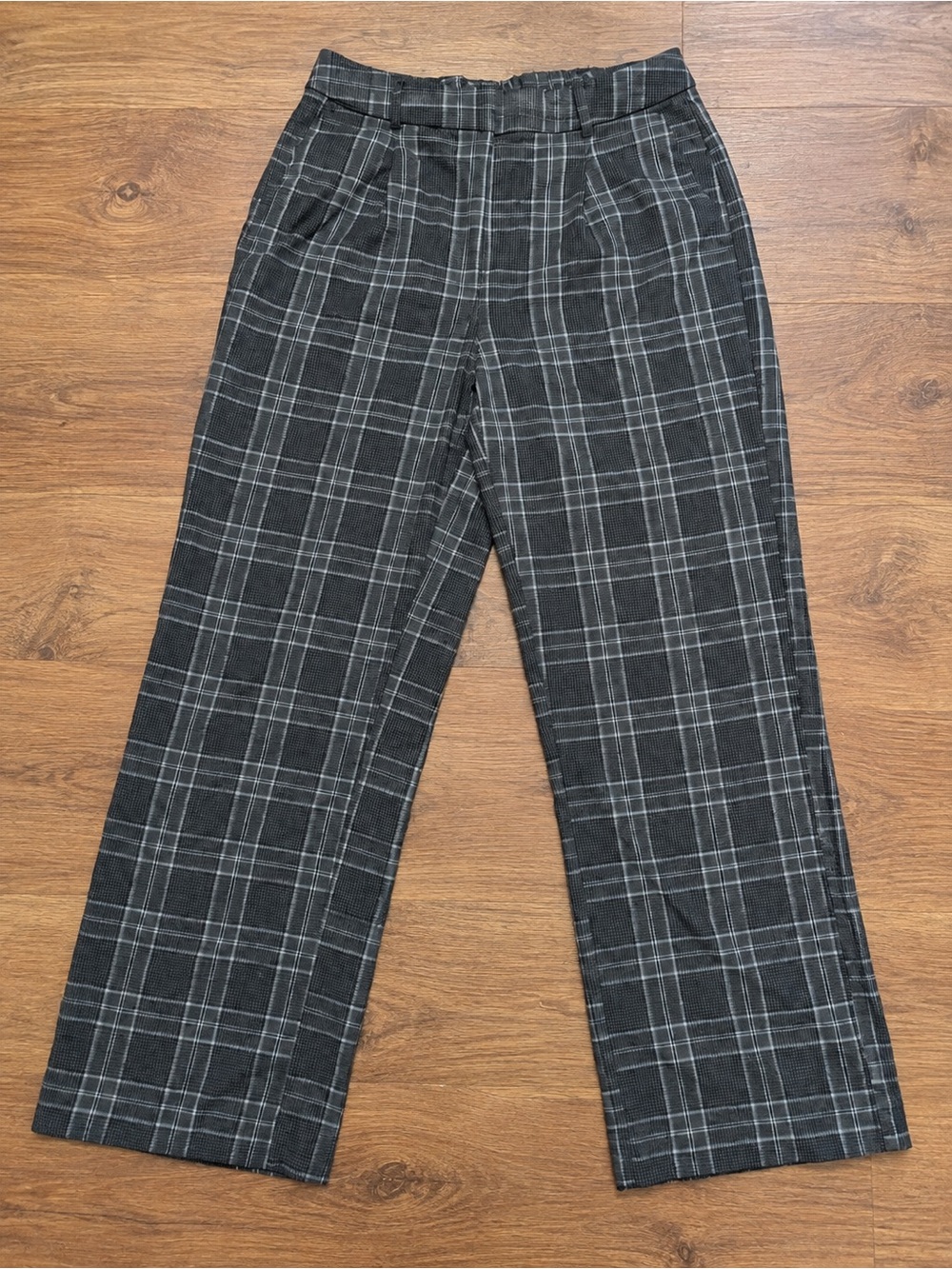 Old Navy Black and Gray High Rise Taylor Wide-Leg Plaid Trousers